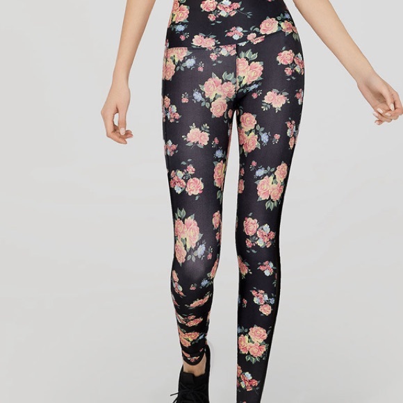 NWT Suzy Shier Floral Mesh leggings - Picture 1 of 3